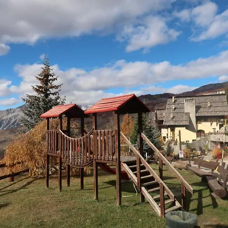 Locazione Turistica La Piazza Comfort-3 *