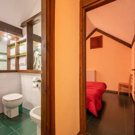 Appartement Locazione Turistica La Piazza Comfort-3
