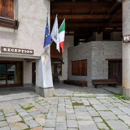 Locazione Turistica La Piazza Comfort-3 Plagnals