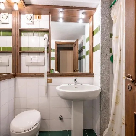 Locazione Turistica La Piazza Comfort-3 Plagnals